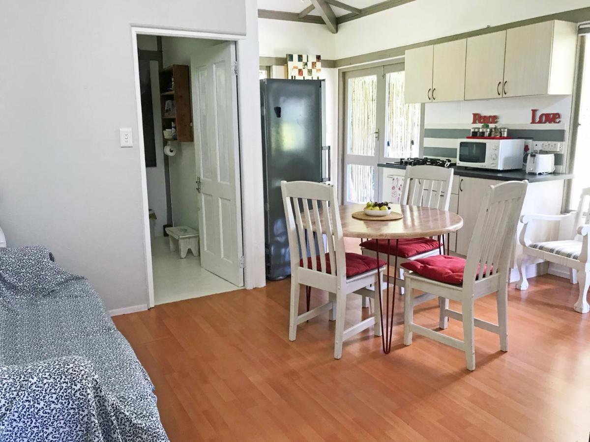 Loeriewood Garden Apartment, Hunters Home Книсна Екстериор снимка